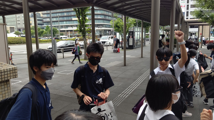 Tripart_0001_burst20230615155420419