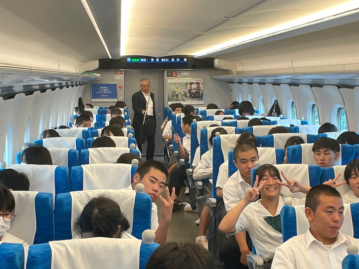 72e2270bffaf4a11829713d1eecde474